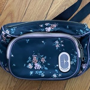 Coach Court Rose Bouquet Print floral belt bag/Fanny pack